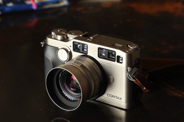 CONTAX G用レンズ「Carl Zeiss Planar T* 45mm F2」を購入しました。